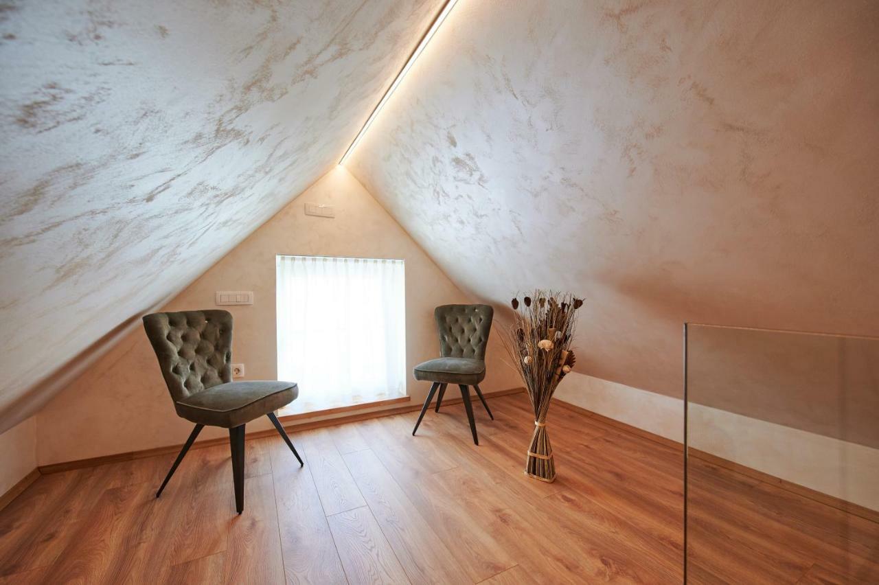 Hisa Ancka, Boutique Hotel & Maja Rooms Slovenj Gradec Buitenkant foto